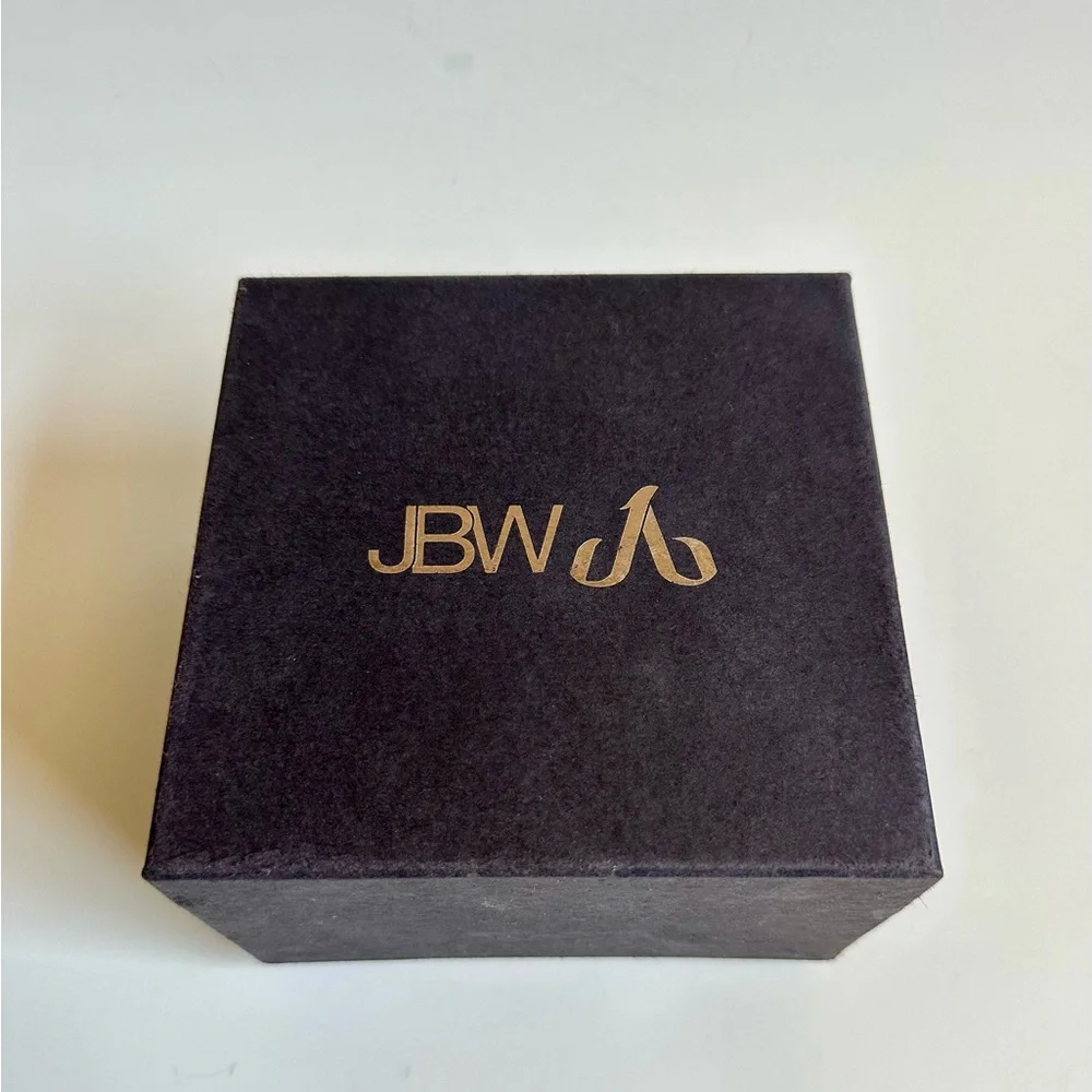 JBW Women’s Victory Sport Diamond Accented Gold Tone Silicon Strap - Picture 8 of 11